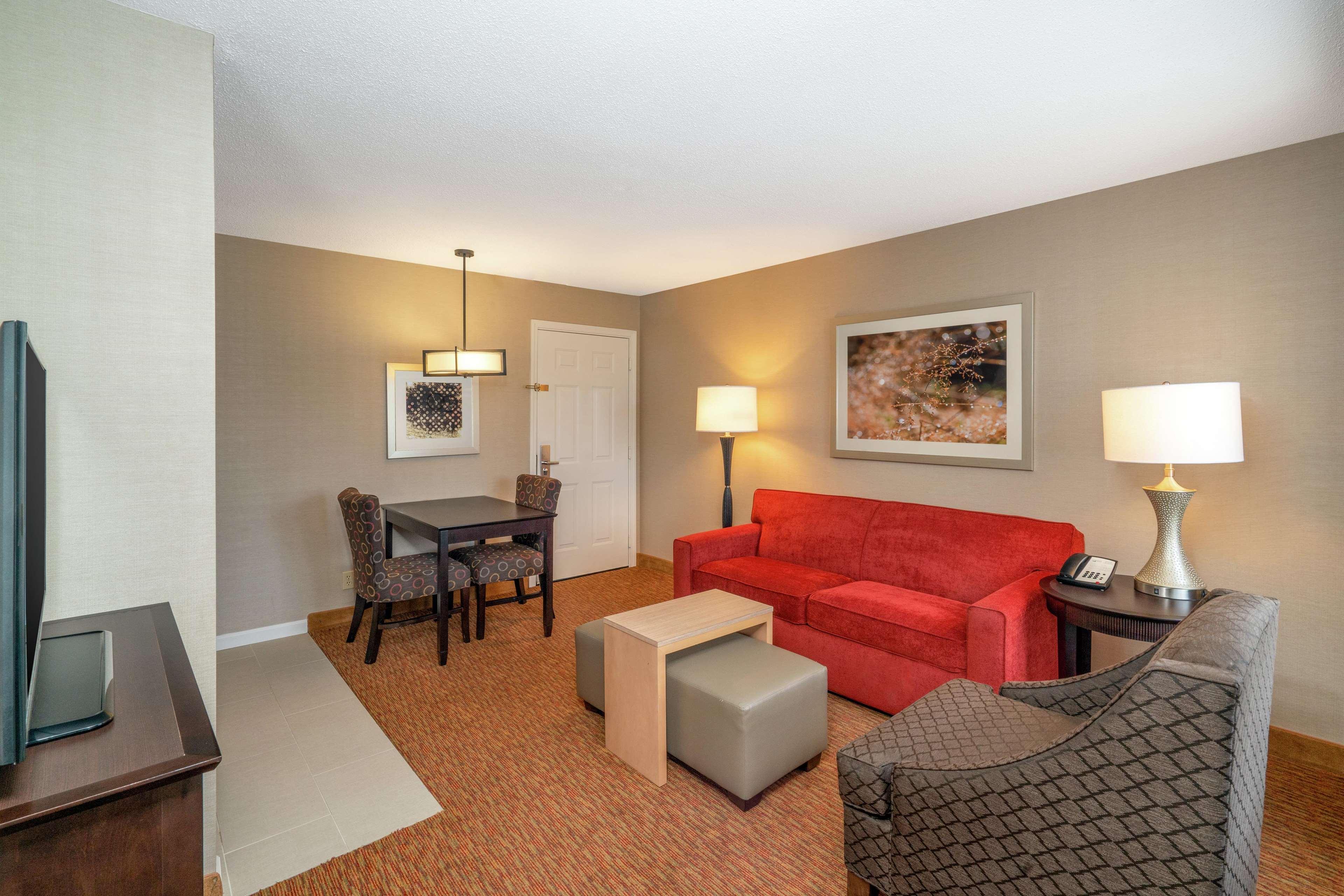 Homewood Suites Lafayette Exterior photo