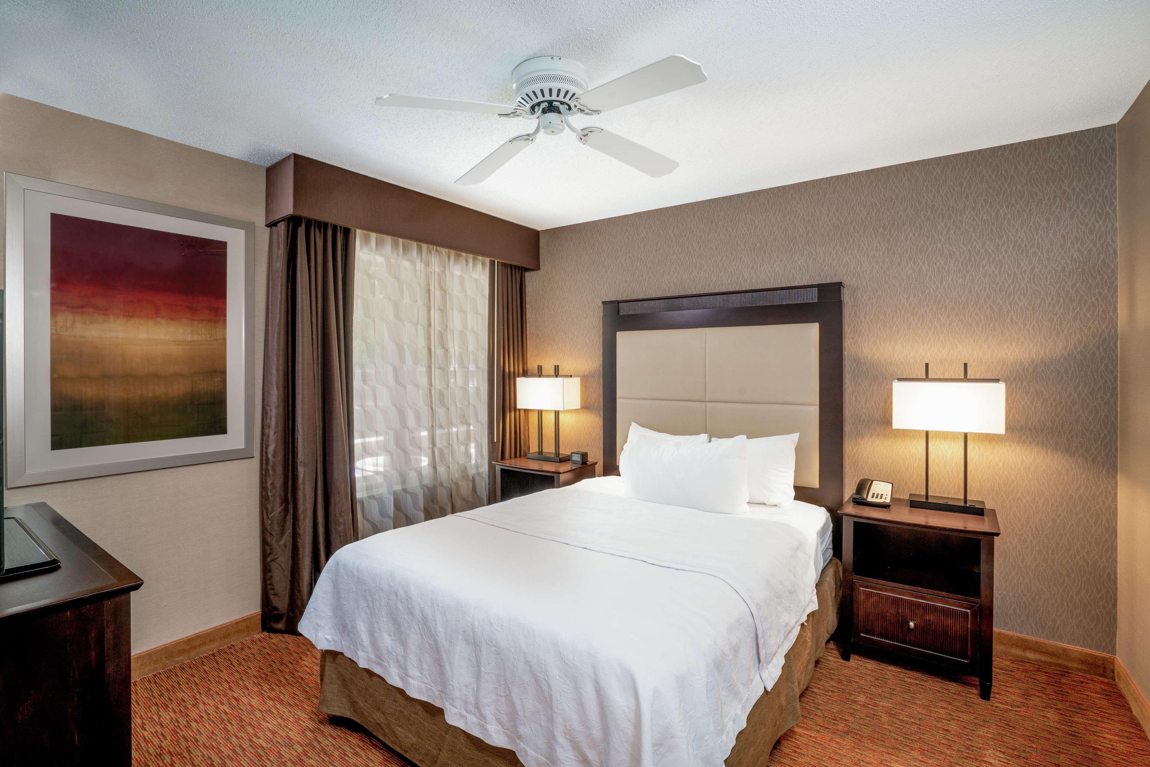 Homewood Suites Lafayette Exterior photo
